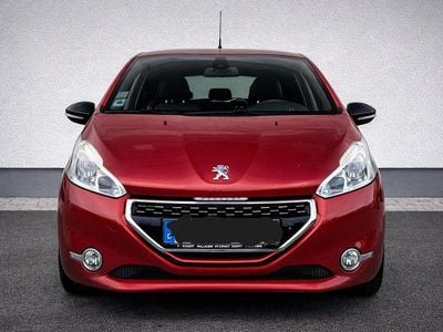 Rot Gebraucht 2015 Peugeot 208 GTi Kleinwagen | 7.000 € (Fairer Preis)