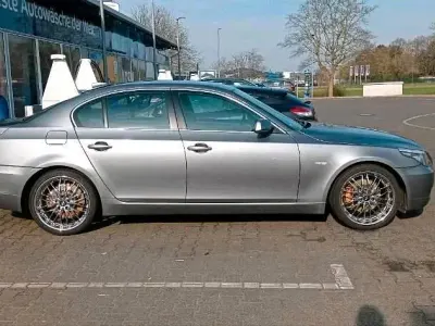 Gebraucht BMW 530 Sport Line 272 PS (200 kW) 2008 Grau Limousine