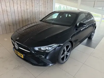 Gebraucht Mercedes CLA180 Shooting Brake Luxury 136 PS (100 kW) 2022 Schwarz Kombi