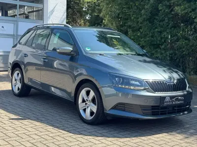 Gebraucht Skoda Fabia Ambition 90 PS (66 kW) 2015 Quarzgrau metallic Kombi