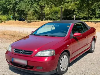 Gebraucht Opel Astra 101 PS (74 kW) 2003 Rot Cabrio