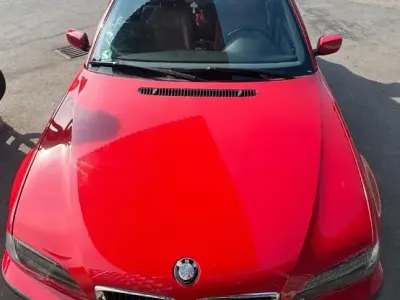 Gebraucht BMW 318 144 PS (105 kW) 2004 Rot Limousine