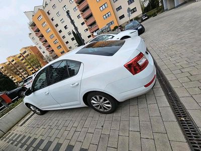 Gebraucht Skoda Octavia 110 PS (80 kW) 2016 Weiß Kleinwagen