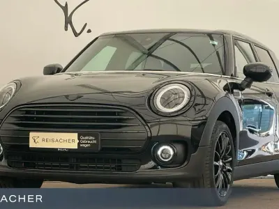 Gebraucht Mini Cooper Clubman Classic 136 PS (100 kW) 2023 Midnight black metallic Kombi
