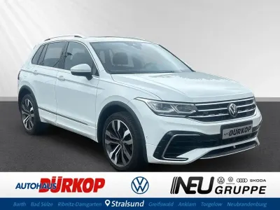 Gebraucht VW Tiguan R-line 245 PS (180 kW) 2023 Weiß SUV