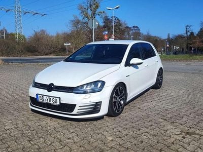 Gebraucht VW Golf VII GTD 184 PS (135 kW) 2016 Weiß Kleinwagen