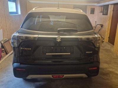 Gebraucht Suzuki SX4 S-Cross Comfort 129 PS (94 kW) 2025 Schwarz SUV