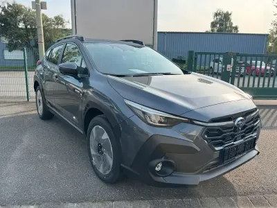 Neu Subaru Crosstrek Premium 136 PS (100 kW) 2025 Grau SUV