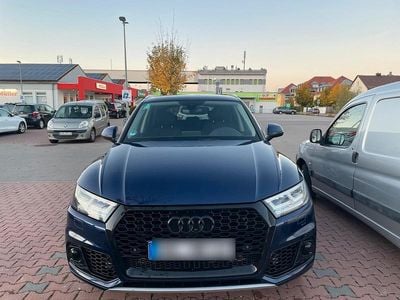 Blau Gebraucht 2018 Audi Q5 SUV | 26.500 € (Fairer Preis)