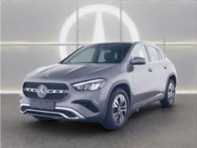 Mercedes GLA220