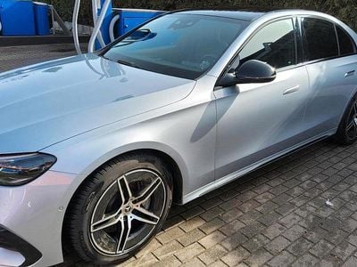 Gebraucht Mercedes E400 AMG 361 PS (265 kW) 2023 Silber Limousine