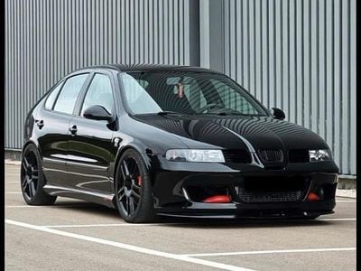 Second-hand Seat Leon CUPRA 225 CP (165 kW) 2004 Negru Hatchback