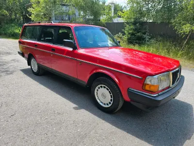 Gebraucht Volvo 240 79 PS (58 kW) 1992 Rot Kombi