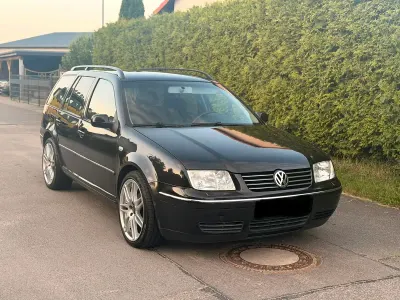 Gebraucht VW Bora Highline 101 PS (74 kW) 2003 Schwarz Kombi