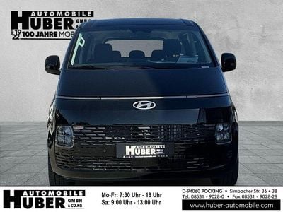 Schwarz Gebraucht 2024 Hyundai Staria Trend Van / Kleinbus | 39.990 € (Guter Preis)