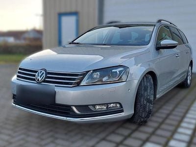 Second-hand VW Passat 140 CP (102 kW) 2013 Argintiu Break