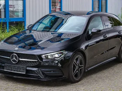 Gebraucht Mercedes CLA180 AMG 116 PS (85 kW) 2021 Nachtschwarz Coupé