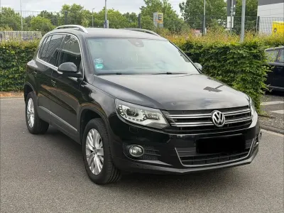 Gebraucht VW Tiguan Life 140 PS (102 kW) 2013 Schwarz SUV