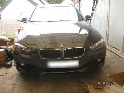 Usata BMW 318 143 CV (105 kW) 2014 Argento Station wagon