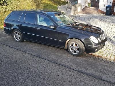 Mercedes E270