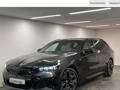 Usata BMW i5 M Sport 442 kW (601 CV) 2025 Grigio Station wagon