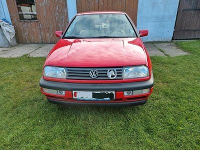 Gebraucht VW Vento 1993 Rot Limousine