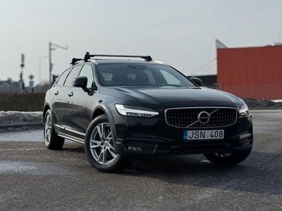 Gebraucht Volvo V90 CC 190 PS (139 kW) 2019 Schwarz Kombi