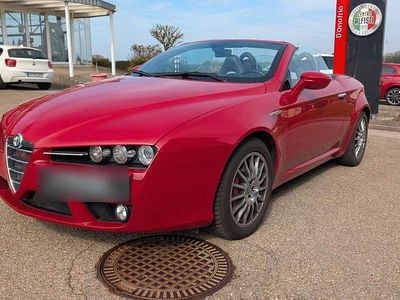 Usata Alfa Romeo Spider 185 CV (136 kW) 2009 Rosso Cabrio