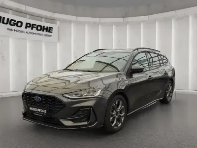 Gebraucht Ford Focus ST-Line X 116 PS (85 kW) 2024 Grau Limousine