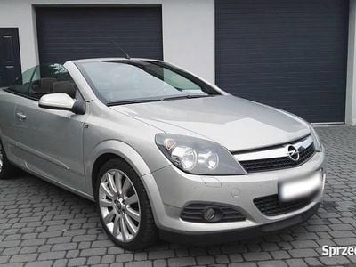 Brugt Opel Astra Cabriolet 150 HK (110 kW) 2007 Sølv Cabriolet