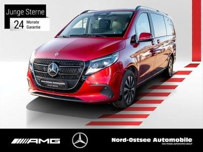 Gebraucht Mercedes V220 Style 163 PS (119 kW) 2025 Hyazinthrot metallic Van / Kleinbus