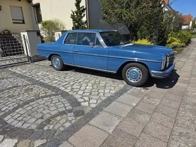 Gebraucht Mercedes W114 131 PS (96 kW) 1972 Blau Coupé