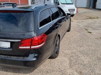 Mercedes E300