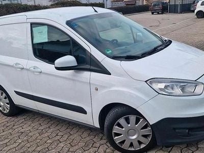 Gebraucht Ford Courier 106 PS (77 kW) 2014 Weiß Van / Kleinbus