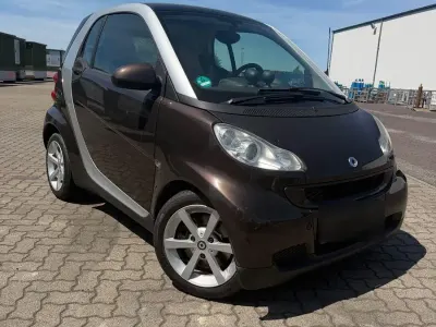 Gebraucht Smart ForTwo Coupé Edition #1 71 PS (52 kW) 2009 Braun Coupé