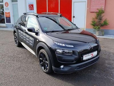 Noir obsidien Gebraucht 2017 Citroën C4 Shine SUV | 7.900 € (Guter Preis)