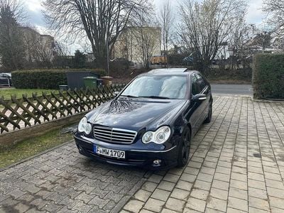 Gebraucht Mercedes C320 Avantgarde 224 PS (164 kW) 2006 Blau Limousine