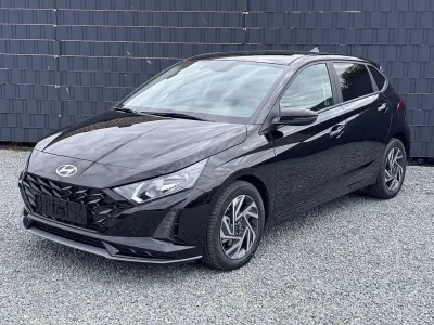 Neu Hyundai i20 90 PS (66 kW) 2026 Schwarz Kleinwagen