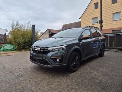 Gebraucht Dacia Jogger Extreme 110 PS (80 kW) 2023 Grün Van / Kleinbus