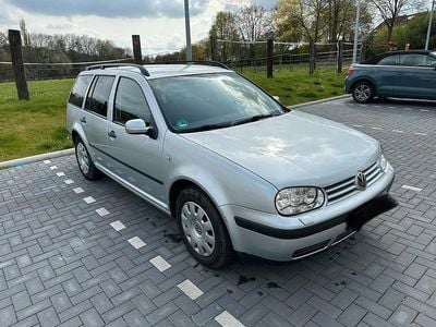 Gebraucht VW Golf IV 116 PS (85 kW) 2001 Silber Kleinwagen