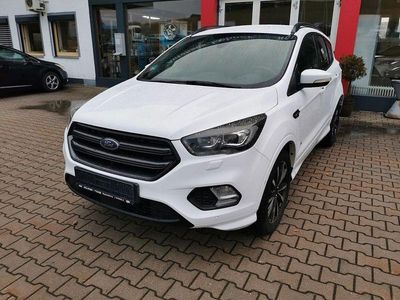 Gebraucht Ford Kuga ST-Line 182 PS (133 kW) 2018 Weiß SUV