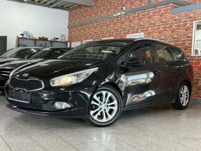 Gebraucht Kia Ceed Sportswagon Edition 7 128 PS (94 kW) 2013 Schwarz Kombi