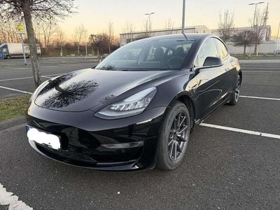 Gebraucht Tesla Model 3 225 kW (306 PS) 2019 Schwarz Limousine