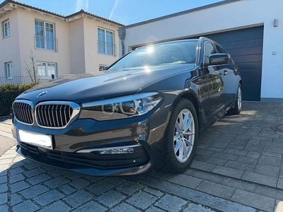 Gebraucht BMW 530 Comfort Edition 265 PS (194 kW) 2017 Grau Kombi