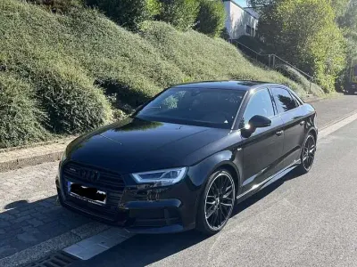Gebraucht Audi A3 Sport 190 PS (139 kW) 2020 Schwarz Limousine