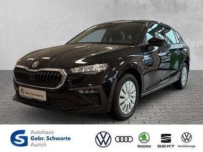 Schwarz Neu 2025 Skoda Scala Essence Kleinwagen | 24.450 € (Teuer)