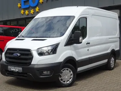 Gebraucht Ford Transit Trend 131 PS (96 kW) 2024 Weiß Van