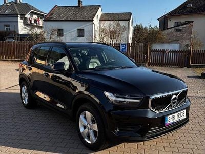 Usata Volvo XC40 Momentum 150 CV (110 kW) 2019 Nero SUV