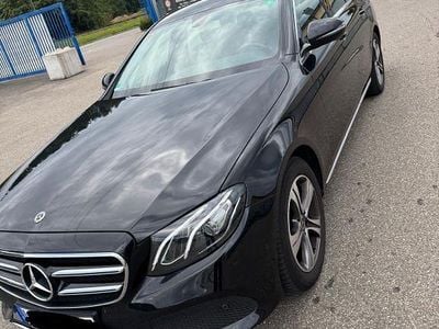 Mercedes E200