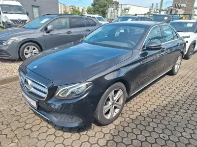 Gebraucht Mercedes E200 Avantgarde 184 PS (135 kW) 2016 Schwarz Limousine